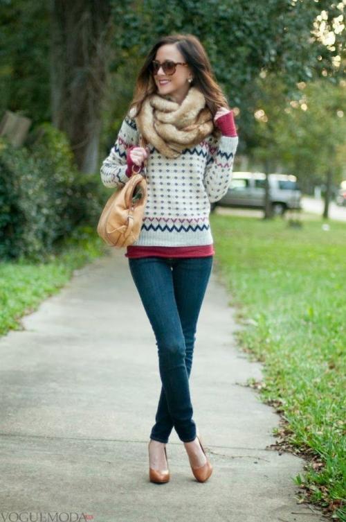 Как носить шарф-хомут с курткой с капюшоном. Модные цвета и материалы шарфа-хомута