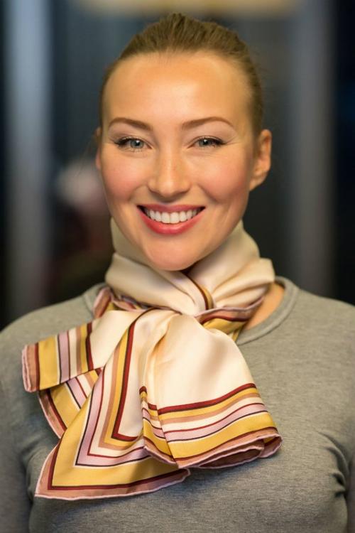 Какие способы завязывания теплого платка подходят для официальных мероприятий. 10 способов красиво завязать платок