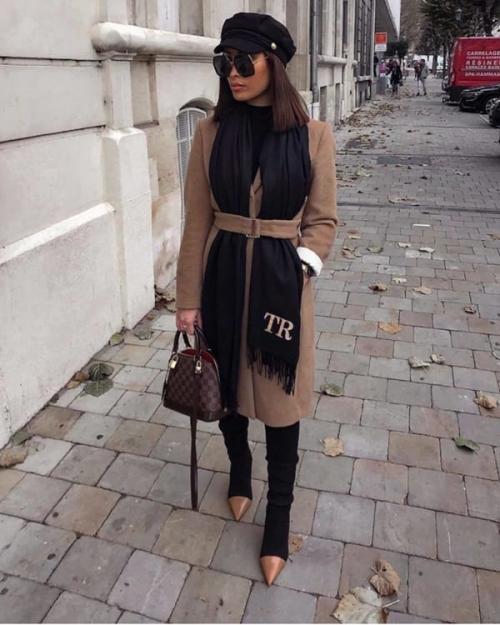 Как носить шарф с пальто 2022. Идея №4