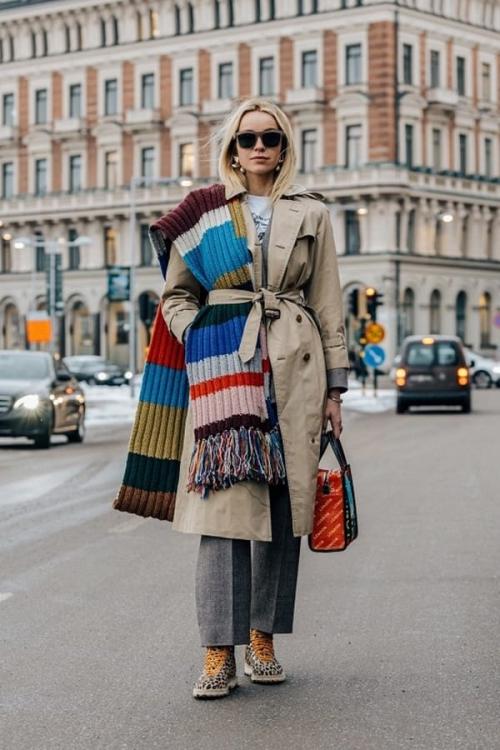 Как носить шарф с пальто 2022. Идея №4