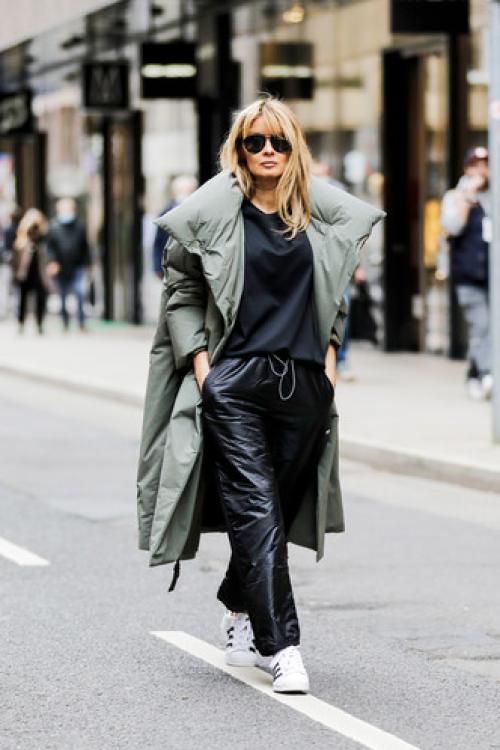 С чем носить Кожаные штаны зимой. С чем носить Кожаные брюки зимой 2020-2021: учимся у стритстайл-героинь