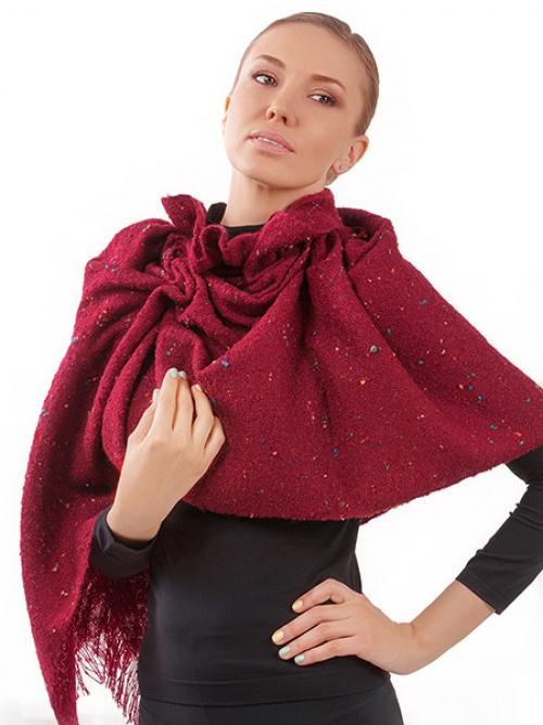 Как завязать палантин на шее разными способами. Как правильно завязывать палантин, с чем его лучше носить