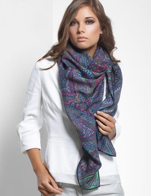 Из какого материала лучше выбирать шарф для летнего наряда. Из какого материала лучше покупать шарф