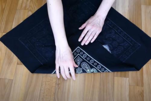 Как завязать шарф, как балаклаву. Маски-банданы своими руками, чтобы быть защищенной и при полном параде