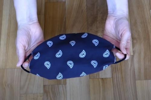 Как завязать шарф, как балаклаву. Маски-банданы своими руками, чтобы быть защищенной и при полном параде