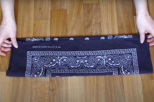 Как завязать шарф, как балаклаву. Маски-банданы своими руками, чтобы быть защищенной и при полном параде