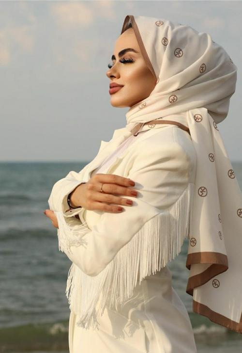 Как носить палантин на голове. 10 практичных идей, как носить палантин на голове