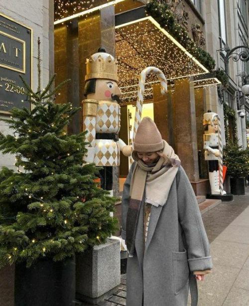 Как сочетать шарф с шапкой или без нее для стильного вида. Как сочетать шапку и шарф: 4 модных приёма от фешн-блогеров