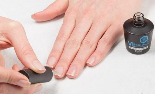 Что делать если база не держится на ногтях. Почему не держится гель-лак на ногтях