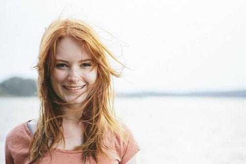 Краска для волос без оттенка рыжего. Кому идет рыжий цвет волос?