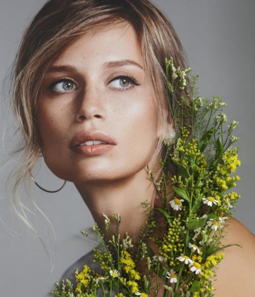 Как влияет наличие хлора в воде на цвет волос после окрашивания в русый. Причины появления зелени на волосах