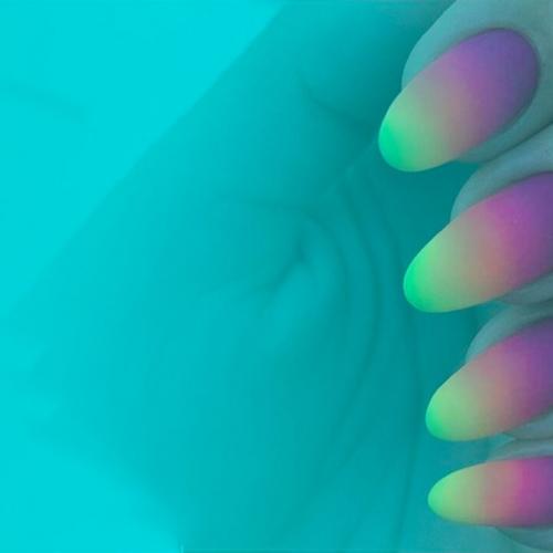 Почему не держится гель-лак с укреплением. Почему гель-лак не держится на ногтях?