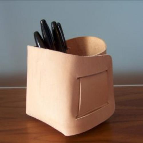 Что можно сделать из старой сумки. Что сделать из старой сумки