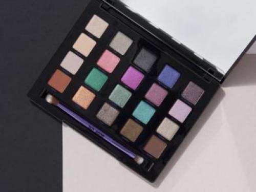 Какие нюансы следует учитывать при создании стильного макияжа. Как правильно наносить макияж на лицо?