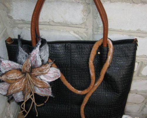 Как можно украсить кожаную сумку. Кожаная сумка: как обновить?