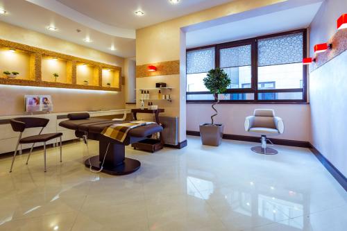 Как часто нужно посещать салон красоты для поддержания ухоженного внешнего вида. Красота и здоровье