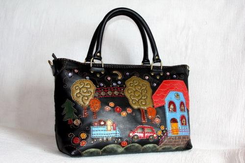 Декор старой кожаной сумки. Аппликация 24