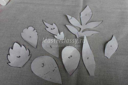 Цветы из кожи своими руками. Цветок из кожи на брошку 32