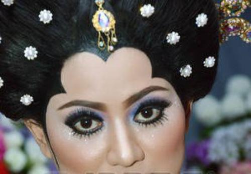 Традиционные свадебные церемонии в яване. 03