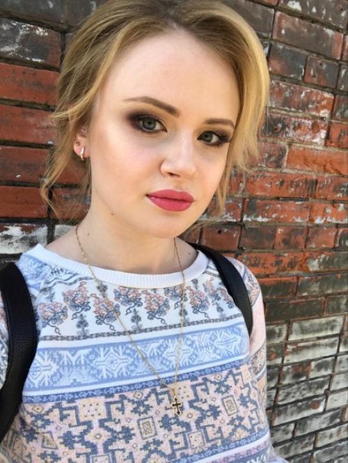 Дорогие девушки!  Весь январь образ для фотосессии ( макияж+ лёгкие локоны) - 1700. 04