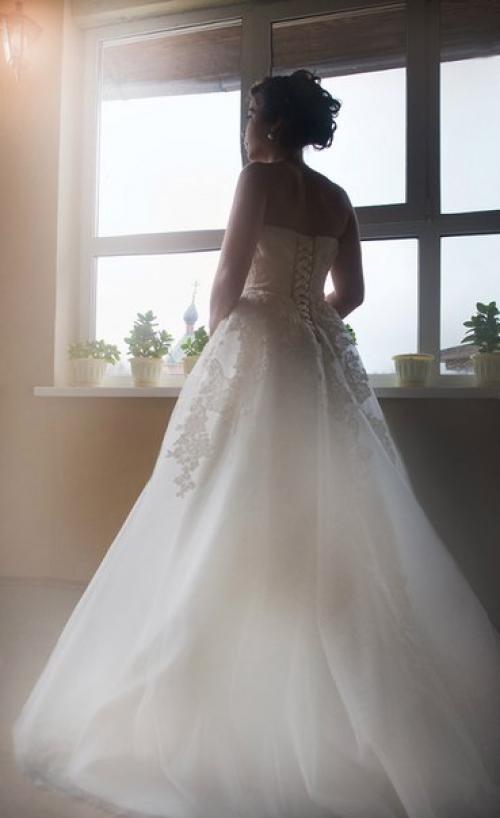 Не так давно мне и стилисту Анна дзахсор довелось стать настоящими феями прекрасной невесты Катюши. 04