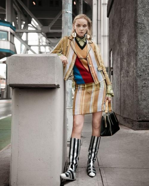 Sheer And Solid Fabrics: Хизер Маркс в фотосессии Кевина синклера для How to Spend It Magazine January 2016. 08