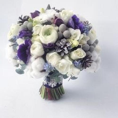 Свадебный букет. С древнейших времен цветы неотъемлемым атрибутом на каждой свадьбе являются. 06 Свадебный букет. С древнейших времен цветы неотъемлемым атрибутом на каждой свадьбе являются. 06