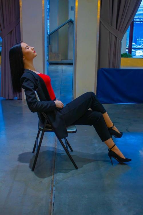 Создание образа для фотосессии - это тонкая работа с деталями и ощущениями. 01