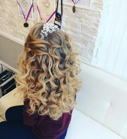 Дорогие девушки, приглашаю вас на профессиональный макияж и причёски любой сложности? 01