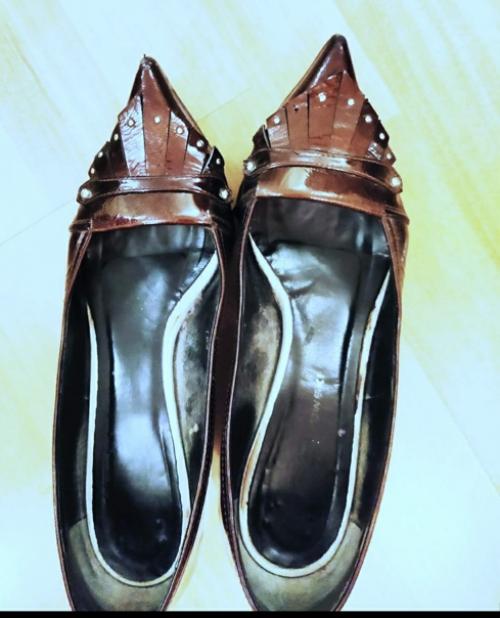 Ну когда ещё можно нарядиться в стиле 90-х и зажечь под песни своей молодости, если не на юбилее любимой подруги? 07