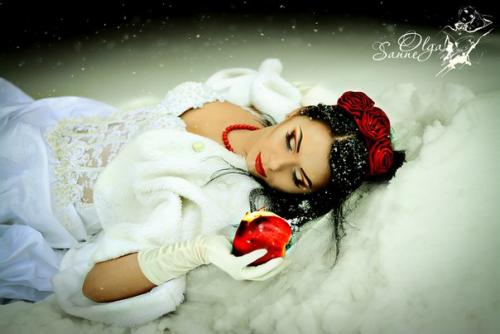 Девочки, макияж 800 руб. запись по тел. 89088068770. 09