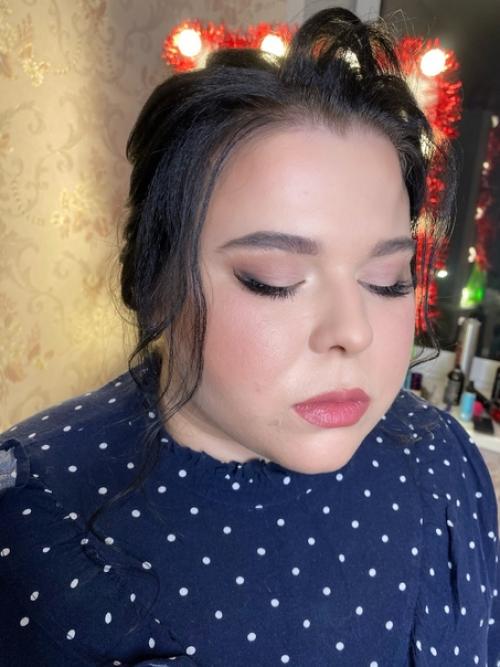 ПРОБНЫИ Образ.  Мое мнение что для невесты обязательно нужно сделать пробную прическу и макияж. 02