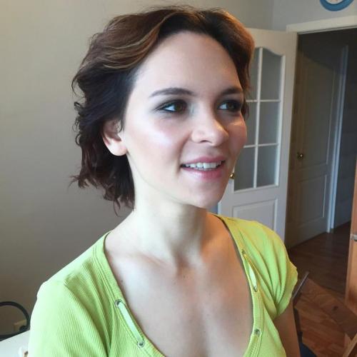 Резюме?   Москва.  Визажист. 03