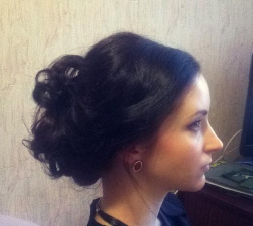 Милые девушки готова для вас создать вечерний образ (1100 р), сделаю чудесную прическу и макияж профессионально. 02