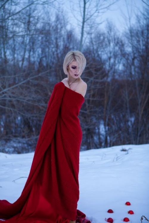 Девочки, макияж 800 руб. запись по тел. 89088068770. 02