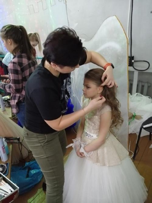 Стилист - это второй важный человек, который необходим для того, чтобы ваша фотосессия прошла безупречно. 04