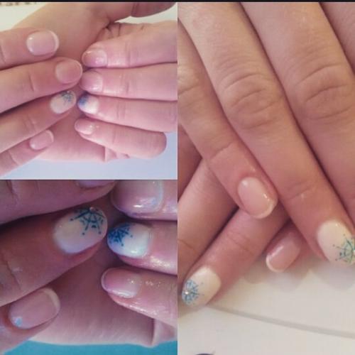 Дорогие девушки?  Всех с наступившим 2016 годом? 01