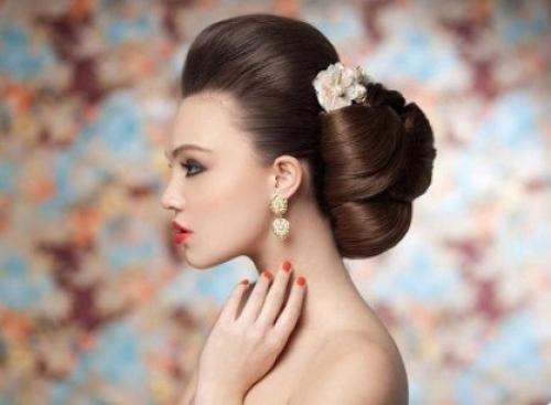 Принцессы, нужна модель для отработки красивой прически. 01