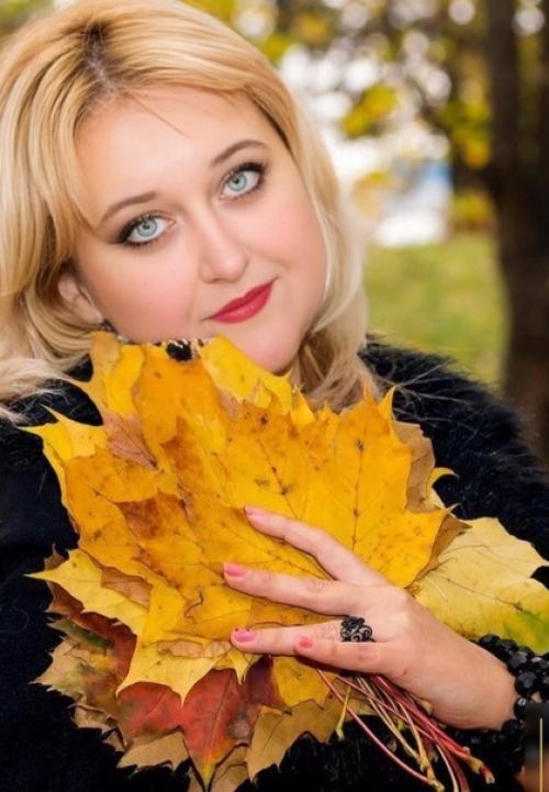 Как иногда мне возраст хочется забыть, и окунуться в молодость свою шальную …. 01