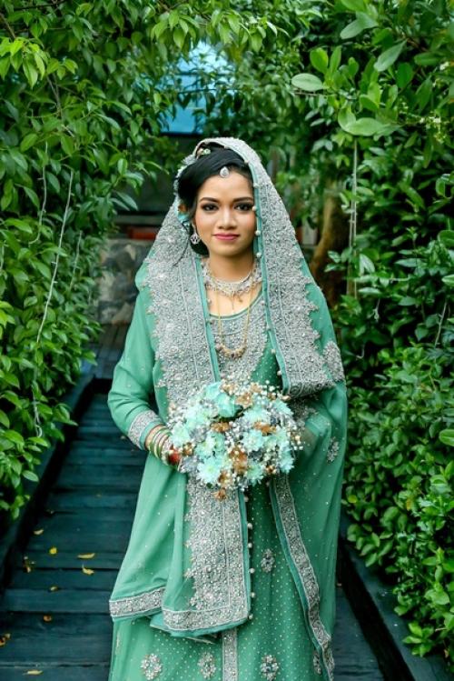 10 свадебных образов, которые перевернут ваше представление о традиционных невестах. 07