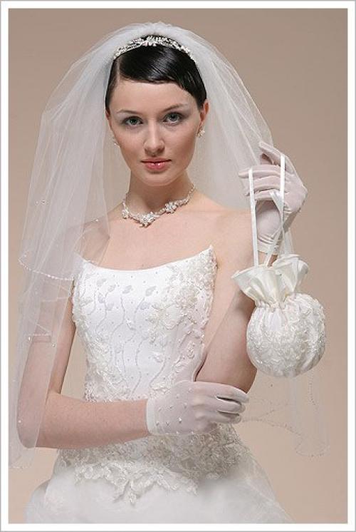 Что можно и нужно положить в сумочку невесты. 07