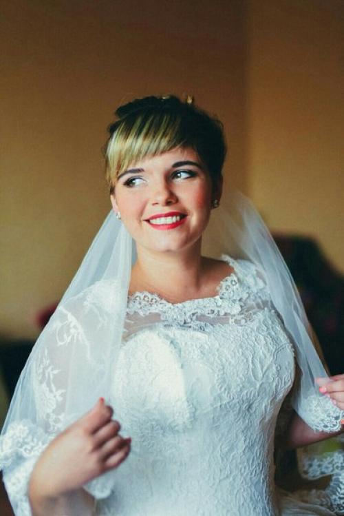 Кто желает сделать красивый праздничный, дневной, вечерний макияж, прическу;. 03