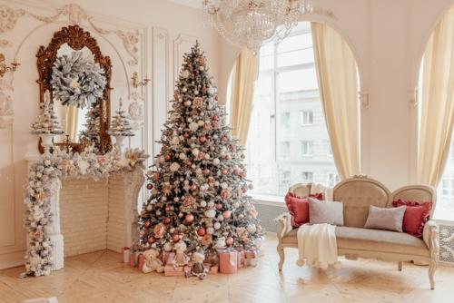 Новогодние фотосессии.  Готова первая студия с мы новодним декором! 01