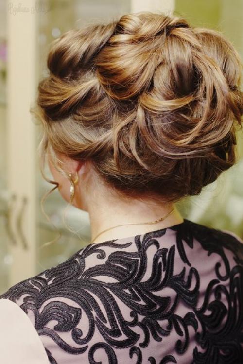 Вечерний макияж и прическа для сати. 02