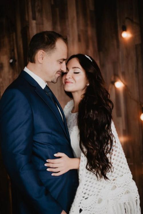 Дорогие девушки, мы предлагаем услуги стилиста - визажиста? 05