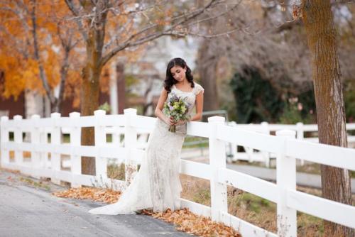 Дорогие девушки, нужна модель на фотосессию в свадебном платье. 02