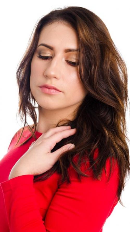 Дорогие девушки, мы предлагаем услуги стилиста - визажиста? 03