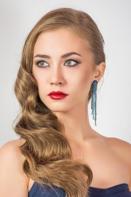 А ты уже решила какой хочешь быть на этот новый год? 07