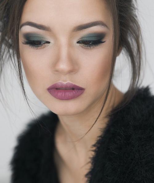 Визажист для фотосессии или предновогодней вечеринки нужен. 01