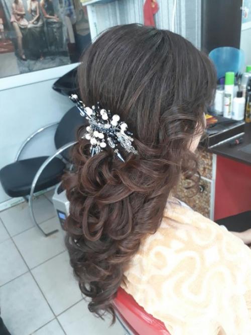 Маникюр, педикюр, коррекция бровей, макияж, наращивание ресниц классика, 2 Д, 3 Д носка от 1, 5 месяца, прически, укладка волос. 09